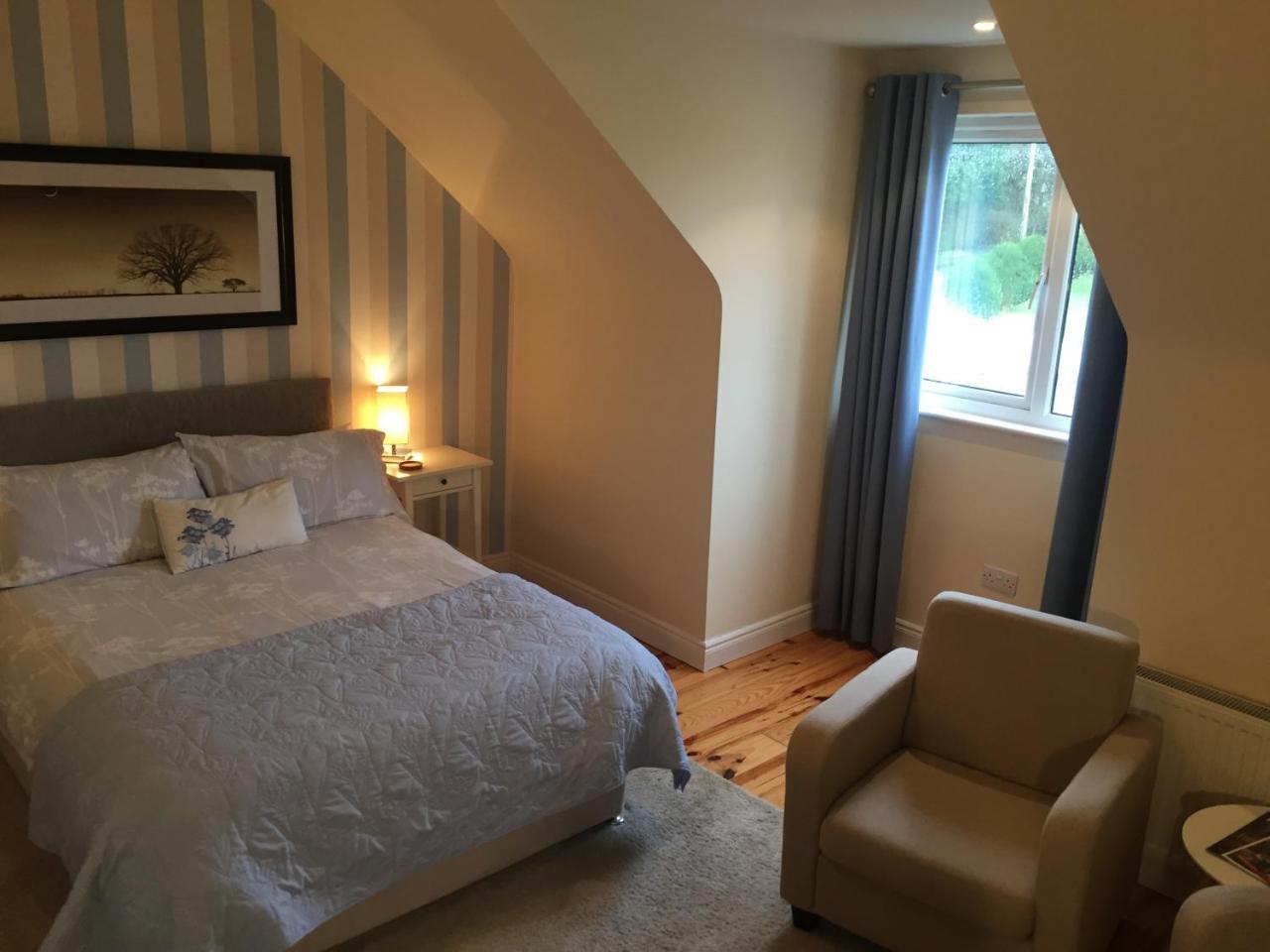 Marnic House Bed & Breakfast Ballyhaunis Exterior photo
